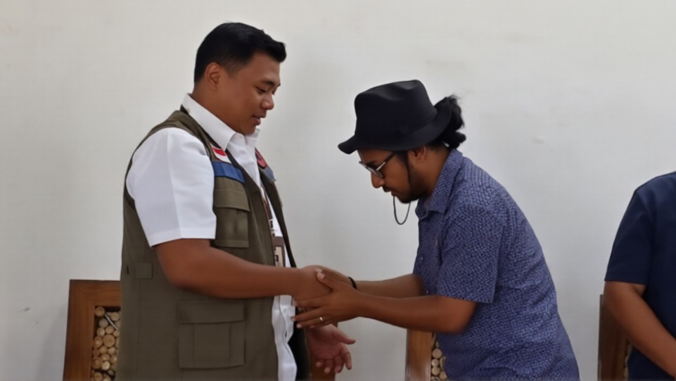 Camat Lamba Leda Utara Minta Maaf pada BNPB, Luruskan Polemik Bantuan Gempa NTT