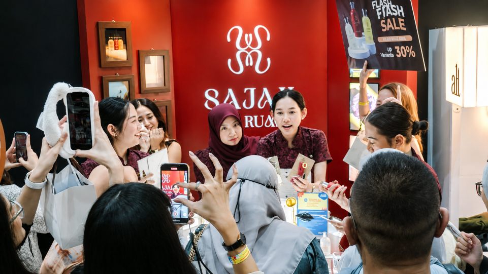 Sajak Harum Resmi Meluncur, Brand Parfum Racikan Putri Indonesia DKI Jakarta 6 2025 Banjir Pujian